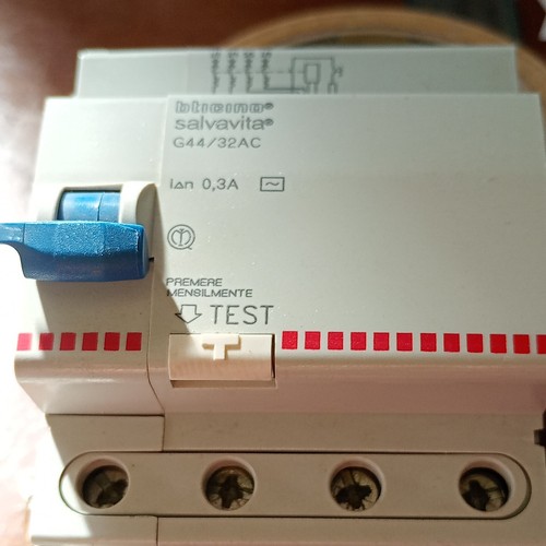 Bticino g44 32ac salvavita - g44/32ac,